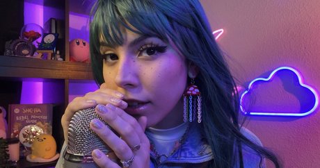 Luna Bloom OnlyFans Nackt Leak