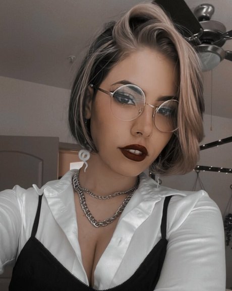 Luna Bloom Unzensiert OnlyFans