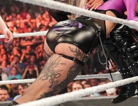 Rhea Ripley Nacktbilder von OnlyFans