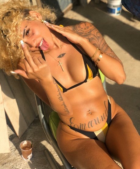 Nabrisa Oben ohne OnlyFans