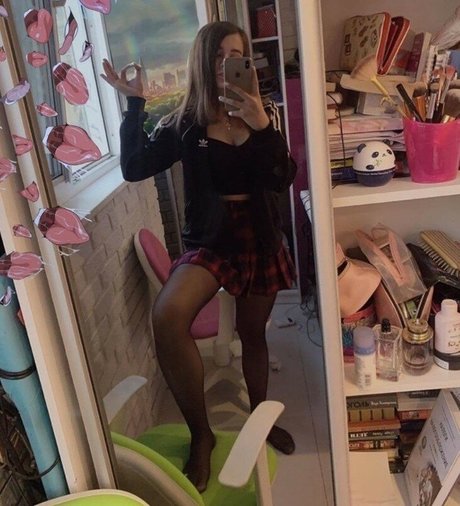 yuuechka Nacktpornos auf OnlyFans