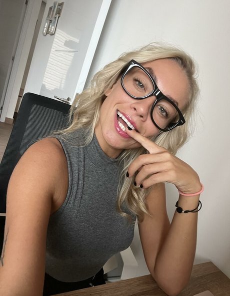 Amy Love OnlyFans Brüste Bild