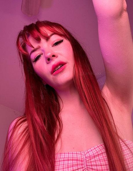 lanieluxx OnlyFans Nacktbilder