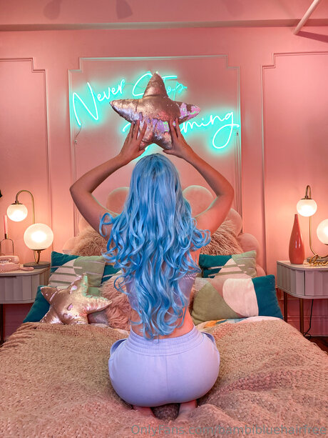 Bambibluehairfree Bilder OnlyFans