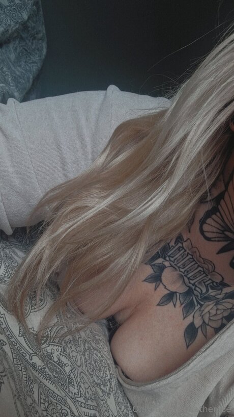 Atherese Nacktbilder von OnlyFans