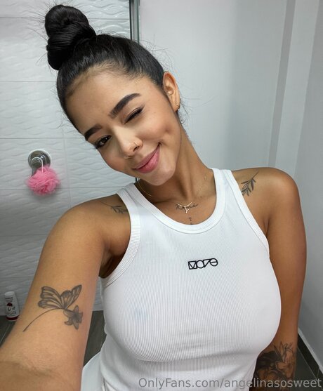 Angelinasosweet OnlyFans Nacktbilder geleakt