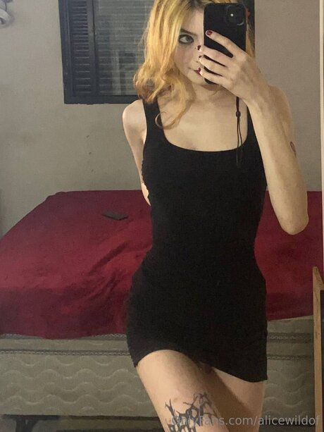 Alicewildof OnlyFans Lesbisch