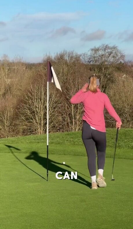 Anna Halliday Oben ohne OnlyFans