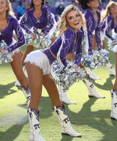 Sexy Cheerleaders Leaked OnlyFans Bilder