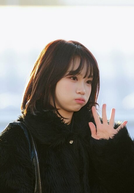 Kim Chaewon Nur für Fans