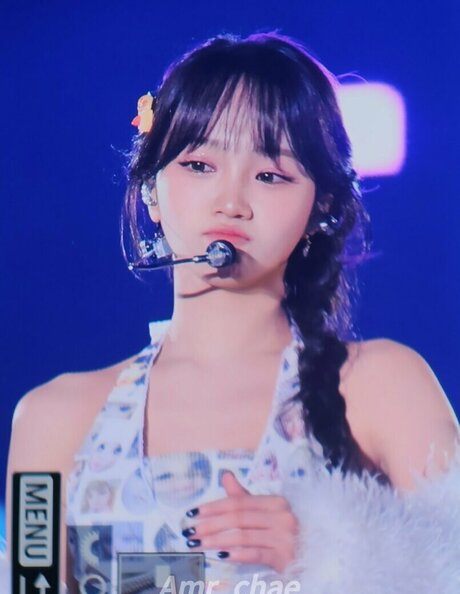 Kim Chaewon OnlyFans-Inhalte