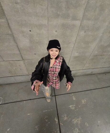 Kim Chaewon Oben ohne OnlyFans