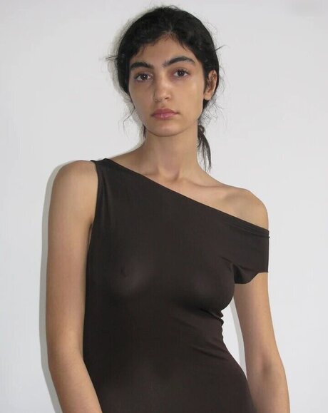 Soulin Omar OnlyFans Striptease