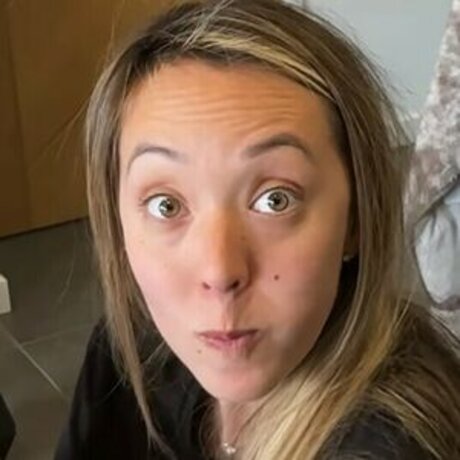 Lydia Hewitt Lee OnlyFans Fotos