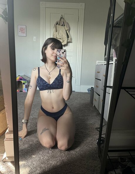 flowersinskylar OnlyFans kostenlos geleakt