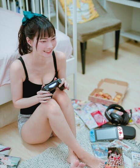 Sandykaka_ OnlyFans-Model