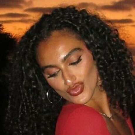 Imangharram OnlyFans Striptease