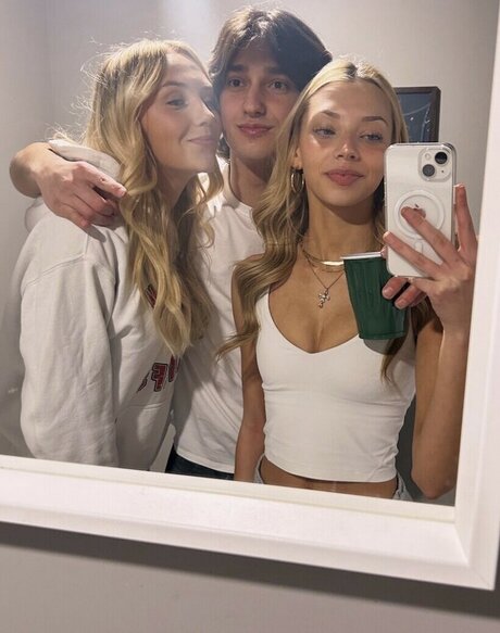 Sophia Horvath Sexy OnlyFans