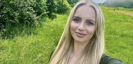 baebaezoe OnlyFans-Bilder