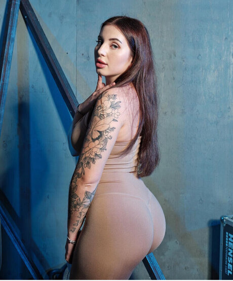 nina buettner fit OnlyFans