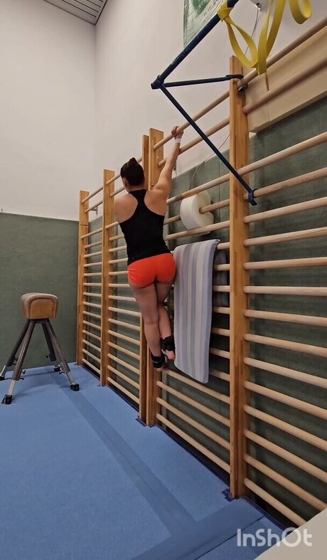 Emma Malewski OnlyFans Strip