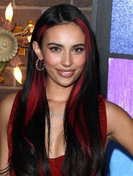 Kylie Cantrall Nacktpornos auf OnlyFans