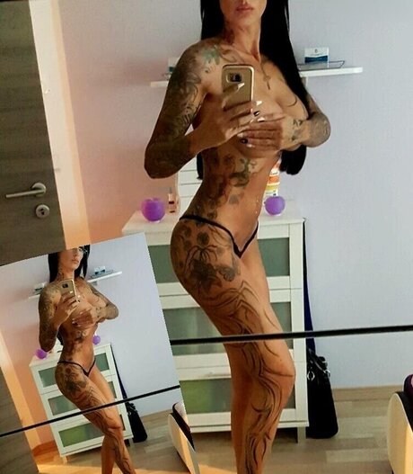 Sari Sander Only ...