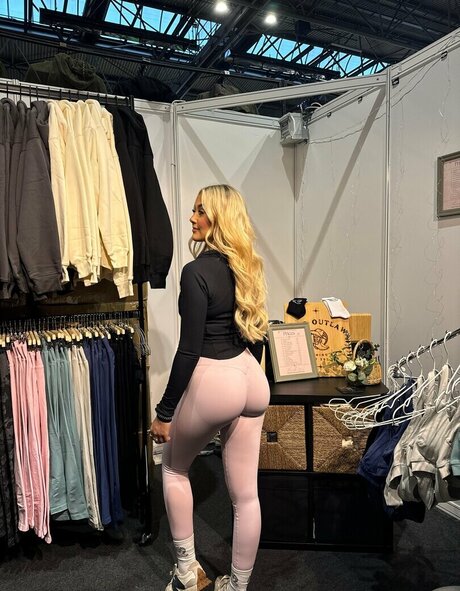 hannahslaneyx OnlyFans Model Bilder