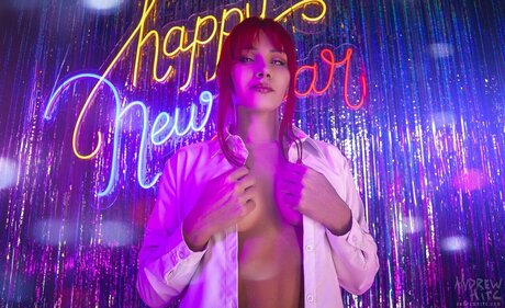 Red Saya OnlyFans Strip