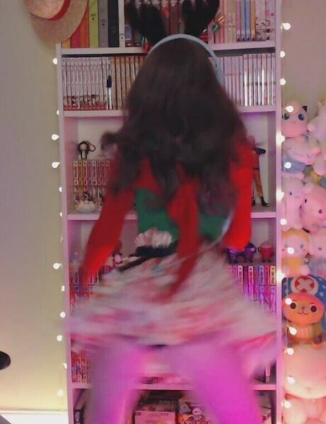 Skymi chan OnlyFans Nackt Content