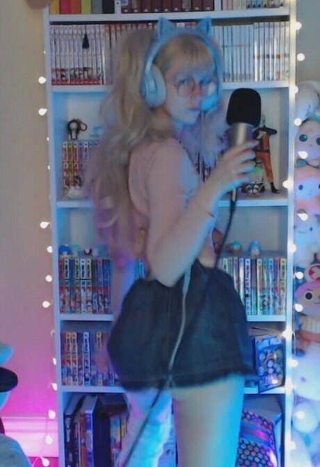 Skymi chan OnlyFans Pornografie