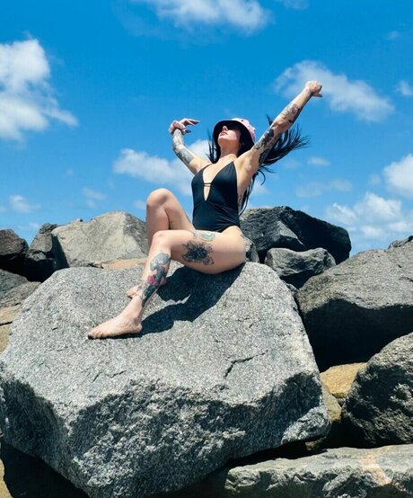 Tabatha Pacer Oben ohne OnlyFans