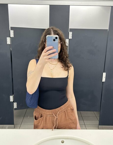 Aquariusdays OnlyFans