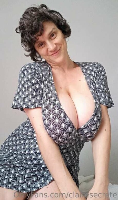 Claire Secrete OnlyFans nackt