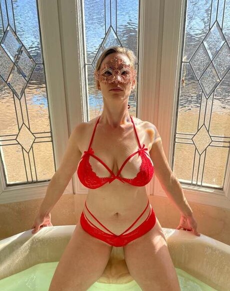 masquer aida OnlyFans