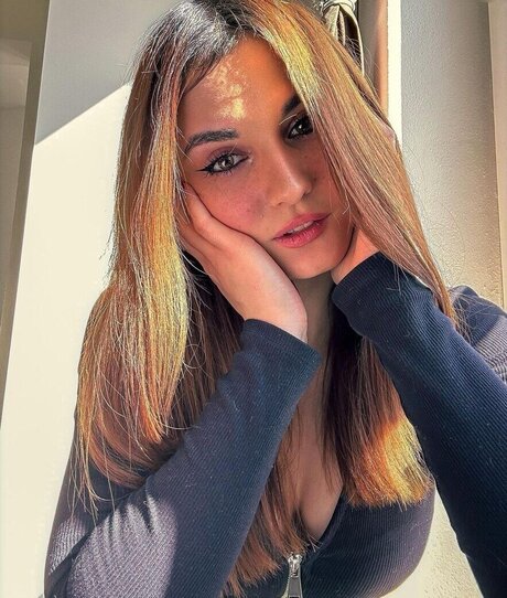 Dilara ls OnlyFans kostenlos geleakt