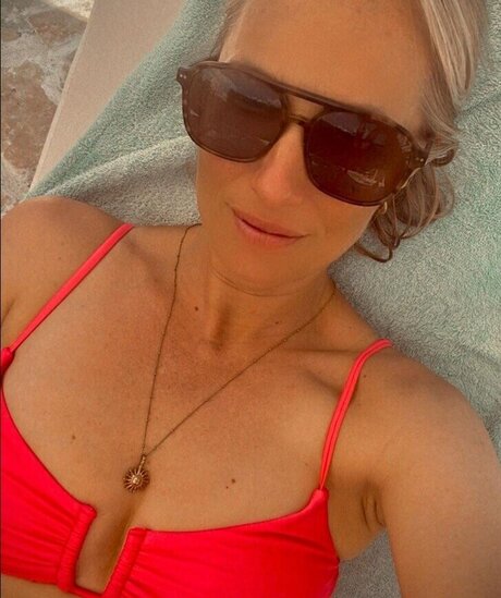 Angela Finger Erben OnlyFans Star