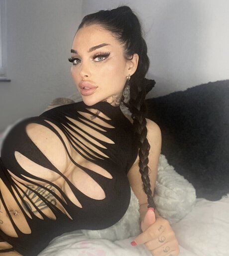 LolitaBonita OnlyFans Sextape