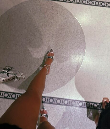 Izzi Dame OnlyFans Inhalte