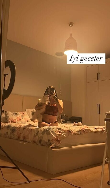 Es1nce Nacktbilder von OnlyFans geleakt