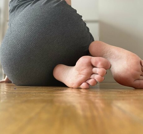 adriana feetgirl OnlyFans Inhalte