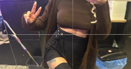 nurraacar OnlyFans nackt