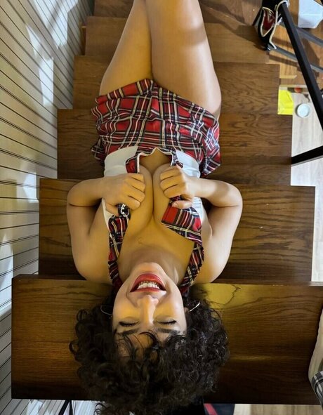 Jupiter1202 OnlyFans nackte Brüste