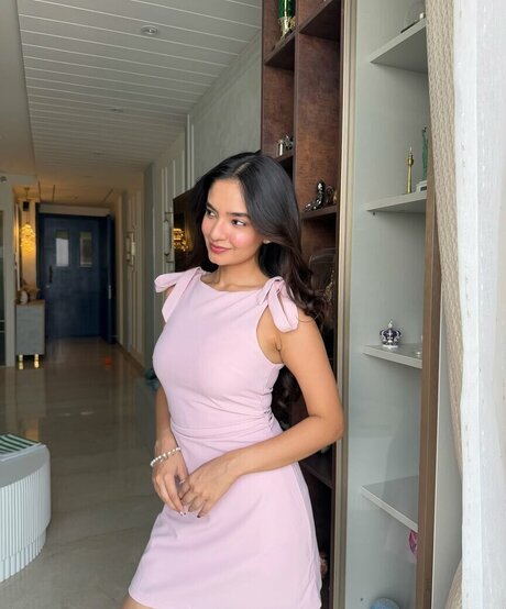 Anushka Sen Sex auf OnlyFans