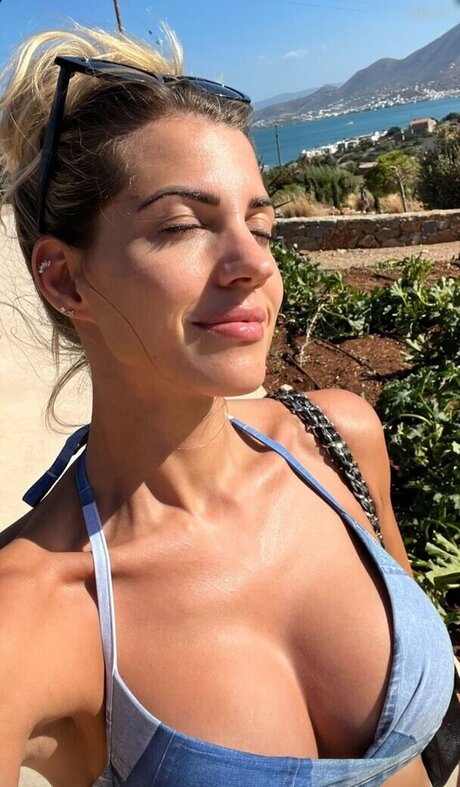 masturbation spritzen onlyfans Kunstporno Exklusiv