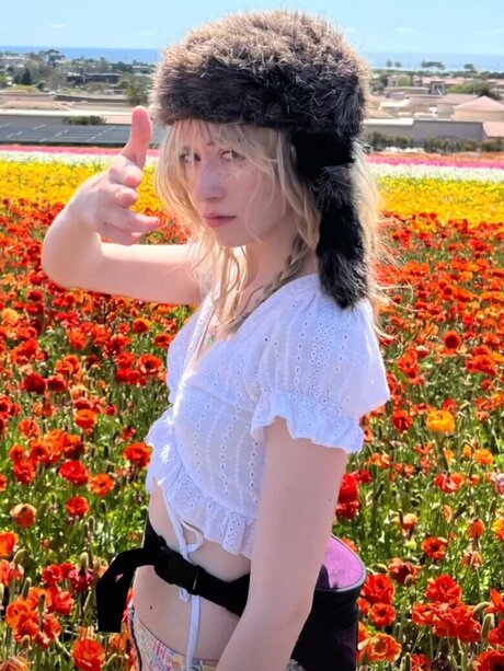 bug universe OnlyFans Nacktbilder