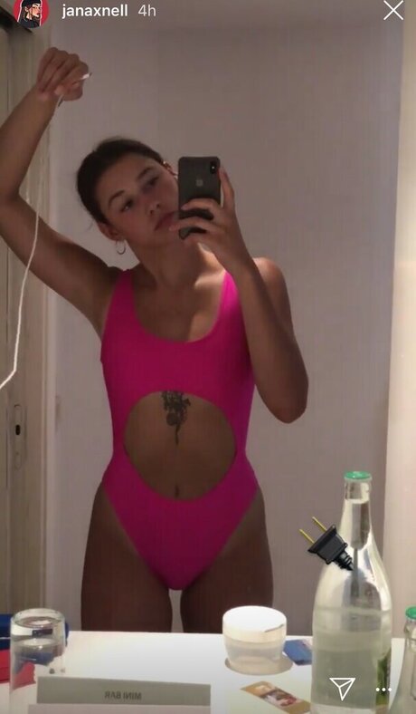 Janaxnell Nacktbilder auf OnlyFans