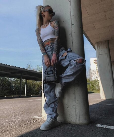 Carina mthrfckr OnlyFans XXX