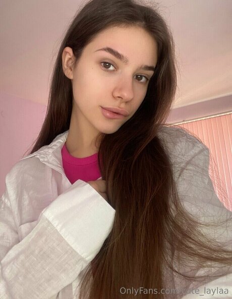 cute laylaa Nackt auf OnlyFans Leak