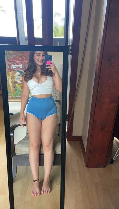 Farah Asteri Kostenloses OnlyFans